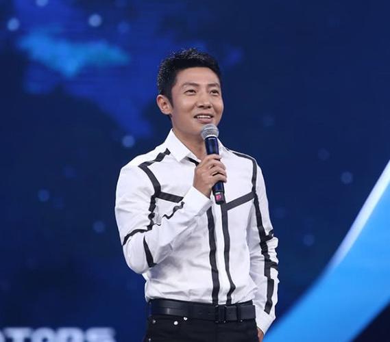 撒贝宁的撒式幽默,果然是“毒舌”界的“老大哥”。+