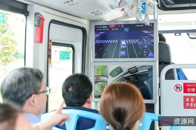 12.26最新【车来了v4.15.4去广告神器】精准查询公交车出行路线实时位置!快速获悉每一辆公交出发到站的时间!数据精准!功能全面!是你出行的必备神器!