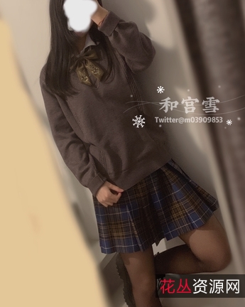 某推重口绝版:浮力姬&宫雪的虐Y有尺度自虐独特抖M,百度云上收藏!