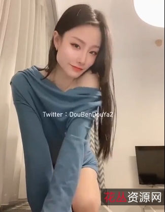 斗鱼美女主播逗本逗鸭私拍合集:高颜值脸蛋翘臀美腿黑丝,金主霸霸心仪!