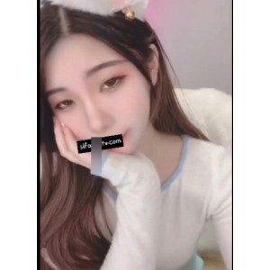 《斗鱼女主播微微可爱啦的五部作品：让人心动不已的清纯视频》