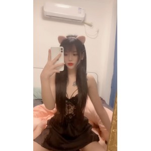 子璐：清纯白皙20分钟，高清9部合集，细腻反应自娱自乐