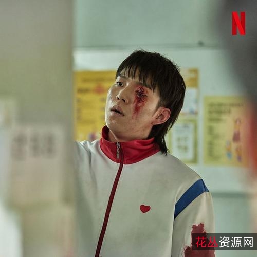 Netflix《AllofUsAreDead》：2022年，恐怖丧尸韩国电影《僵尸校园》4K中字开播！
