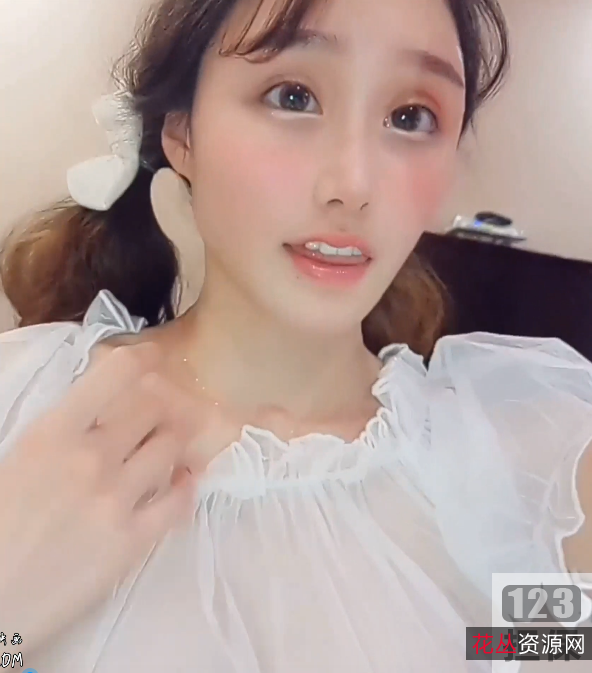 《歆哥哥：网红白纱网袜、嘴艺术、动图、视频、图片等精彩资源》