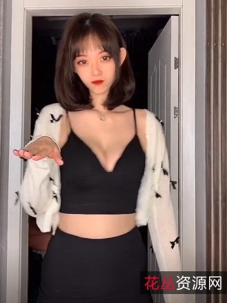 你的小李老师最新抖胸完整合集:超人气逆天高颜值灵魂工程师巨R主播抖胸热舞热浪完美身材火爆快手抖音浮力美颜超级大规模前车灯