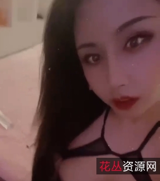 探索网红TS金雪儿的魅力:最新合集32V+1.24G