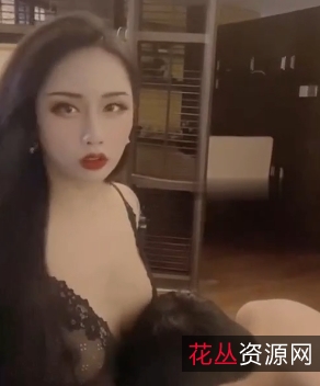 探索网红TS金雪儿的魅力:最新合集32V+1.24G