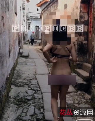 《斗鱼网红浮力姬:室外大自然中的美丽绅士梦》