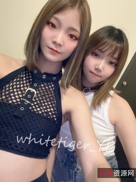 极品光“阴”：露脸反差清纯正妹推特网红，喝尿道具指教gang+jiao三人游户外展示，精彩视频等你来玩！