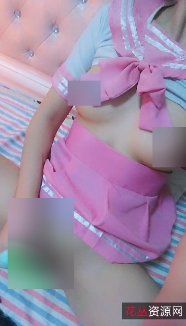 虎牙人气妹子(雪糕酱三寸妹子闺蜜)合集