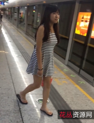 顾盼盼辣妹子：动情互动，四川独有！分享顾盼盼与男友生活作品，火辣视频，2.47G大小，欢迎观看！