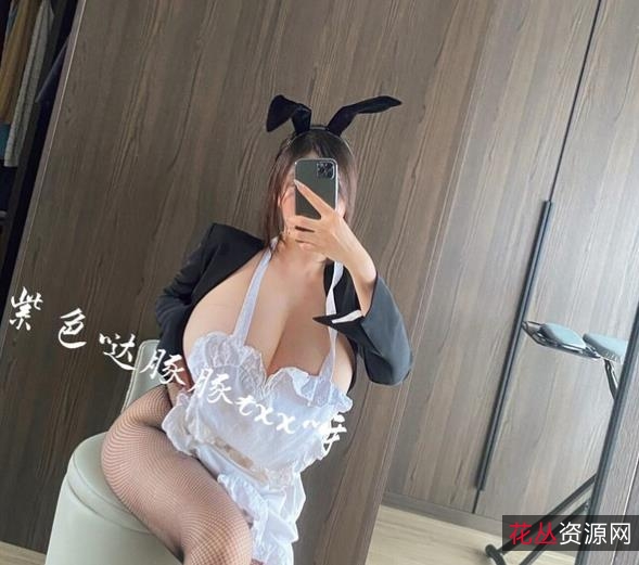 紫色哒豚豚744M高品质美人颜值超精选超性感视频写真集