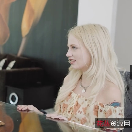 ODE9《yin+dang+shao+fu诱惑家教》：金发美女艾米丽的异国情调家教之旅