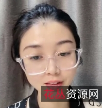 御姐气质美女苗条身材M腿扒拉神秘处特写眼镜脱衣舞