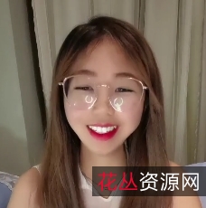 黑丝诱惑:两姐妹掰开逼逼,露脸看特写!