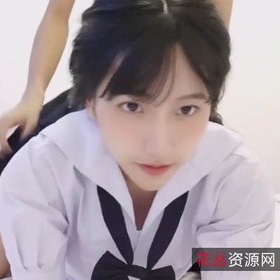 《手游少女》：一款边做边玩的游戏，1v+300mb，多种下载方式。