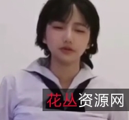 《手游少女》：一款边做边玩的游戏，1v+300mb，多种下载方式。