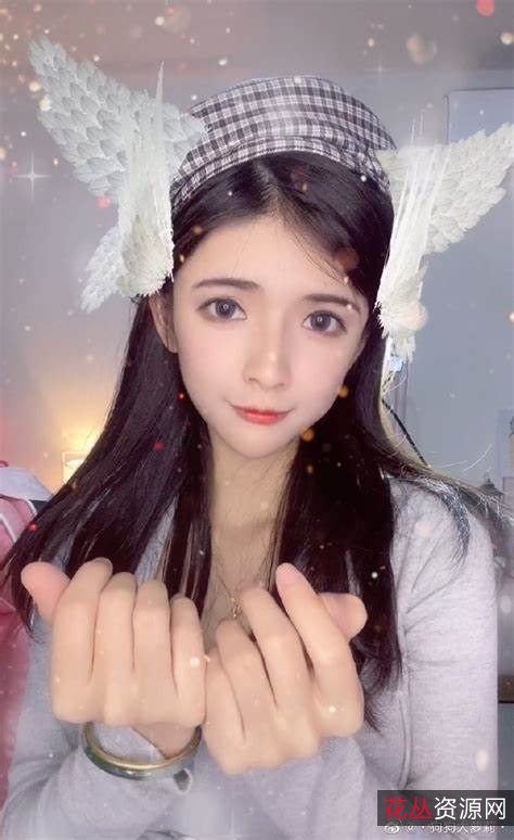 超高颜值萌妹子狗头妹子,火箭女星,999土豪福利,净网行动支持,382P192V2.5G,清纯可爱,腰围手臂玉兔服饰!