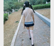 FSS冯珊珊网红视频合集：推特、打野、格式工厂、奇妙外出精彩瞬间