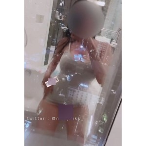 玉兔魔鬼身材：推特、Onlyfans、Namprikk的大长腿纤细让你心动！