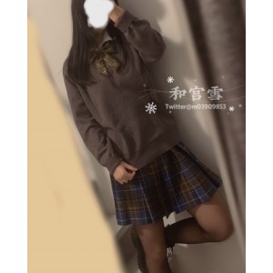 震撼登场浮力姬宫雪出道！口味重双洞风油精自虐绝版百度云纸巾皮鞭堵嘴铁链虐Y担心