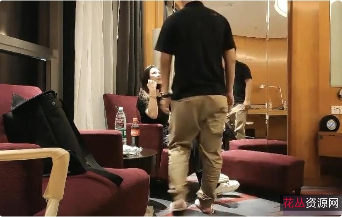 《小宝寻花》:爆笑喜剧,笑破三回合!