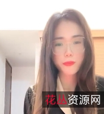 美女苗条身材高颜值甜美飞机场大黑牛震某处商品