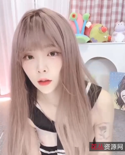 超级重磅LPL前职业选手WE大舅子前妻『金提莫』女团成员最新福利合集更新至10月179P30V/2.76G百度云