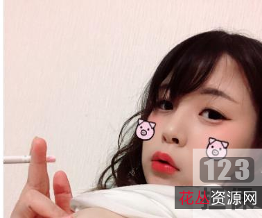 精选美女合集：已婚美女斗鱼虎牙家庭主妇颜值自拍性感私拍丰满胸脯写真微博社会女吸烟