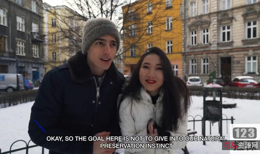 林雅儿的法国留学生室内互动游艇:山顶浪漫传统