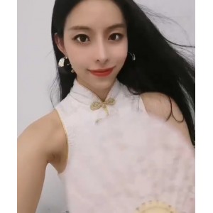 自行打包推特riri617合集98p28v132M百度盘