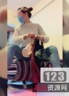 1.霸道女总裁的严厉惩罚:员工们都束手无策2.霸道女总裁的无情惩罚:员工们惶恐不安3.惩罚无情!霸道女总裁对员工的严厉要求4.员工们惊慌失措:霸道女总裁的惩罚方式揭秘5.霸道女总裁的严厉教训:员工们无法逃避