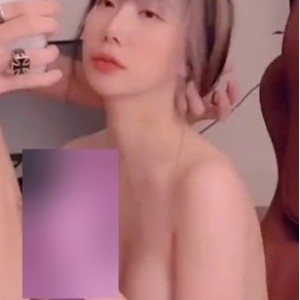 粉嫩精选尤物：完美身材诱惑款