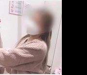 自拍爆火资源1V-675M，换衣间用嘴打H机真实艺高胆大4分30秒