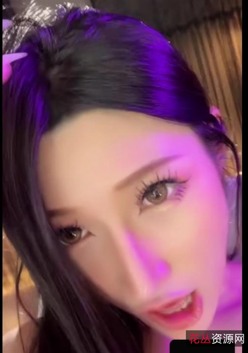 虎牙女神冯可桔才艺舞蹈直播，身材高挑迷人，3V-3.2G视频