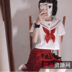 一起来关注这位充满活力的网红小结巴，看她的猫耳朵合集，感受她的创意和魅力吧！