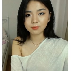 痛苦忘夫像：1v+3.36g视频打包上传百度盘，便宜给糟老头子