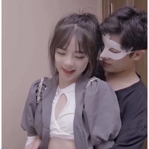 抖音热门话题-潘甜甜三部曲火爆16岁同学缝纫机视频