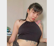 泰国纹身情侣yamthacha：S气网红与纹身师19V-3.8G