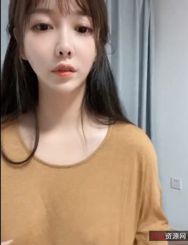 酥柚直播小奶猫：大罩杯女主播福利视频密码房表演资源合集103V-3.51G