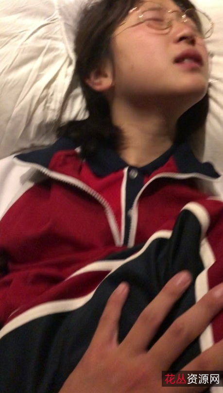 BT河南实验中学眼镜学妹最全版54V1.7G大合集