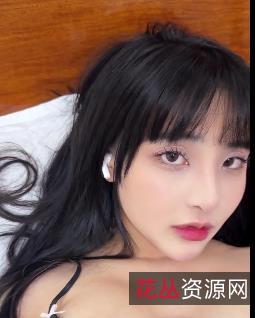 2024年8月档:OF网红yuumeilyn私拍合集,COS女模车衣棒棒糖嘴艺惊艳上贤妗