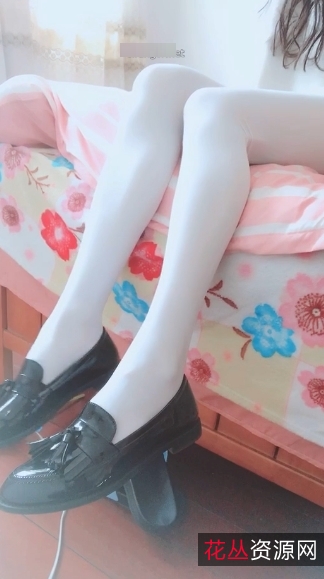 小可爱小虎牙颜值网红私人订制视频合集1.14G