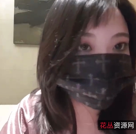 自娱自乐主播A系列第29部完整合集：Y乱多人游聚会奥利给，女主大玉兔火爆表演！