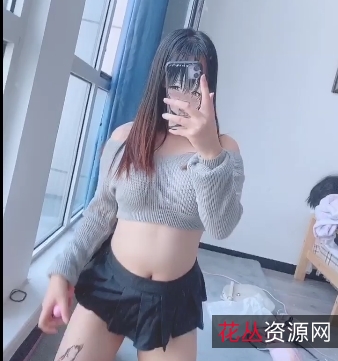 狍狍真可爱-灰毛衣+连体渔网+女仆，原版水印（5V,2.5G）