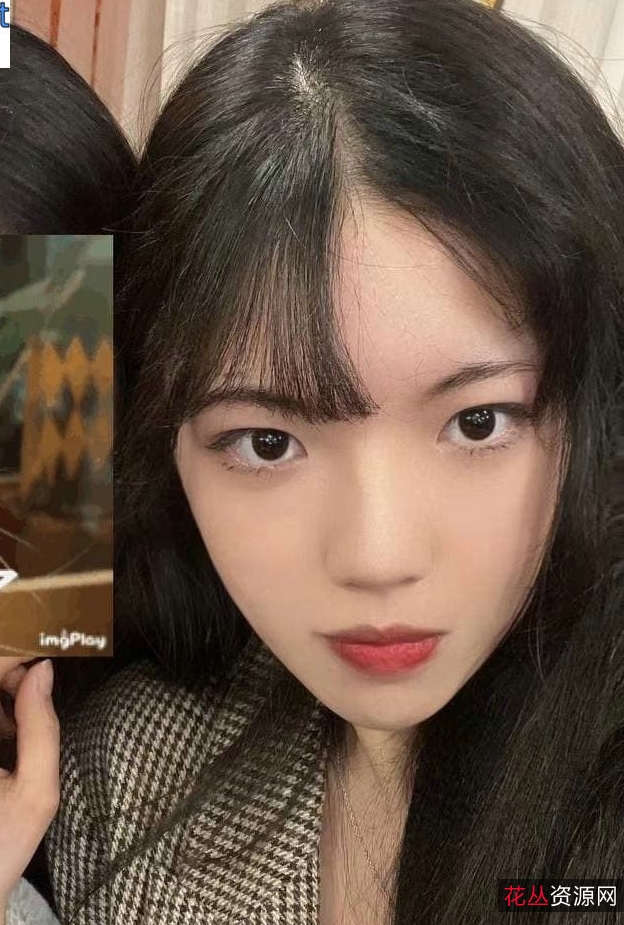 广西桂林师范大学黑丝学妹迷给事件曝光！1.45G视频曝光，身材一流无屏障后推车惊现