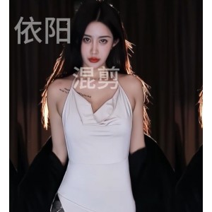 V小合集，包含52个视频，总共占用29.6G空间，展现了热舞和多样的素材。收藏者对这些音乐视频情有独钟，每一个视频都经过精心卡点剪辑而成，展现了他对美好的追求和珍藏。这些视频后缀改成了.7z，展现了他对于整理和保护收藏的用心。让我们一起走进这个充满创意和给力的音乐视频世界吧！