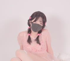 玩偶姐姐HongKongDoll最新私信视频1V-352M，时长8分钟，J油SP磨鲍鲍，电脑观看，不容错过