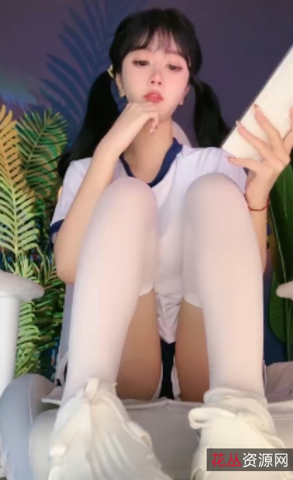 维妮独特丝足指教,收藏60,视频40v33.6g