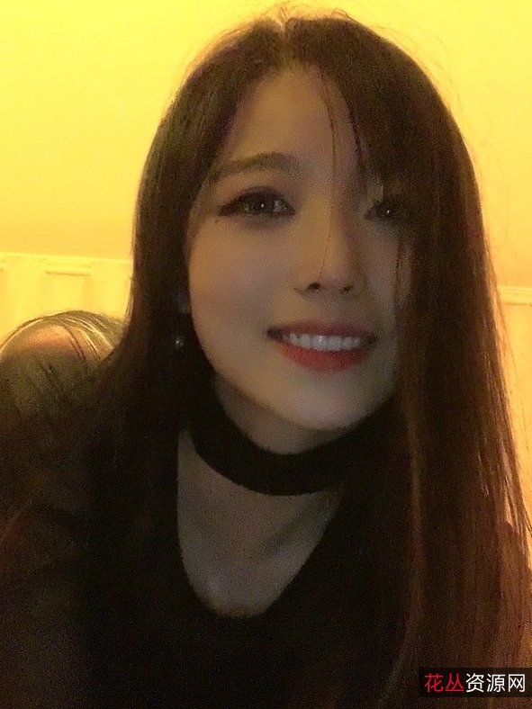 网络红狗六花:超级反差小狗,137cm高,3.66kg重,182个视频收藏,百度&ED2K可找到